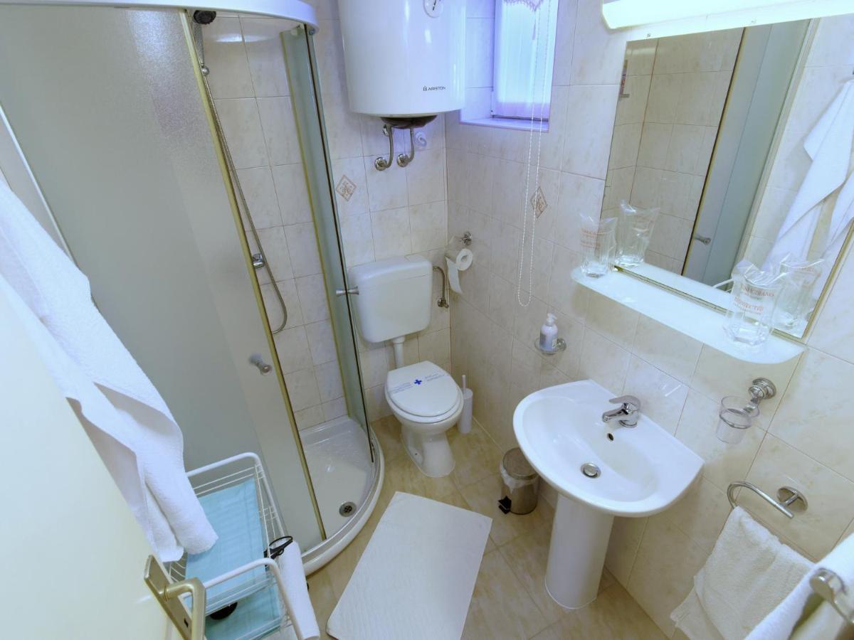 בוג'ה Holiday Home Nevena By Rent Istria מראה חיצוני תמונה